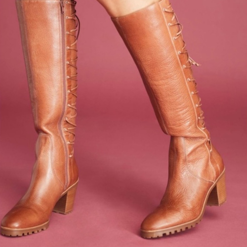 Bernardo Brown Knee high lace up Boots 8.5 Anthropologie